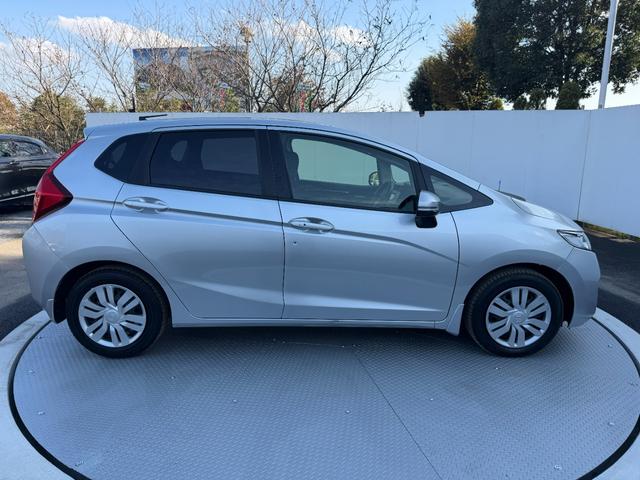 フィット 15XL ワンオーナー・あんしんパッケージ・ドラレコ・純ナビTV・Bluetooth・インターナビ・ETC・スマートキー・LED ドライブレコーダー LEDヘッド 1セグTV オートエアコン DVD ABS(25枚目)