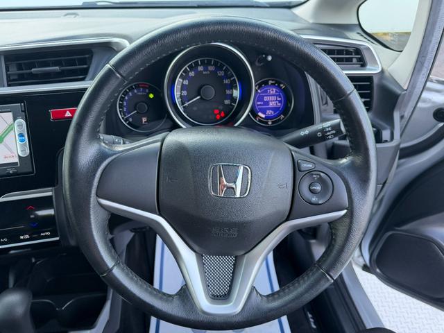 フィット 15XL ワンオーナー・あんしんパッケージ・ドラレコ・純ナビTV・Bluetooth・インターナビ・ETC・スマートキー・LED ドライブレコーダー LEDヘッド 1セグTV オートエアコン DVD ABS(39枚目)