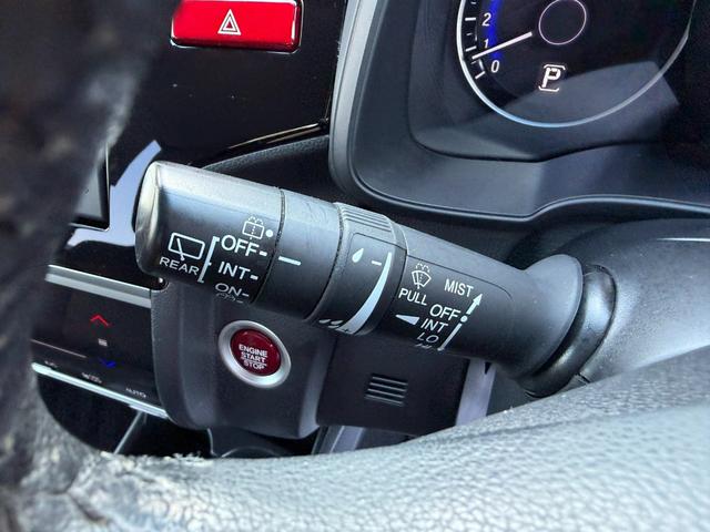 フィット 15XL ワンオーナー・あんしんパッケージ・ドラレコ・純ナビTV・Bluetooth・インターナビ・ETC・スマートキー・LED ドライブレコーダー LEDヘッド 1セグTV オートエアコン DVD ABS(40枚目)