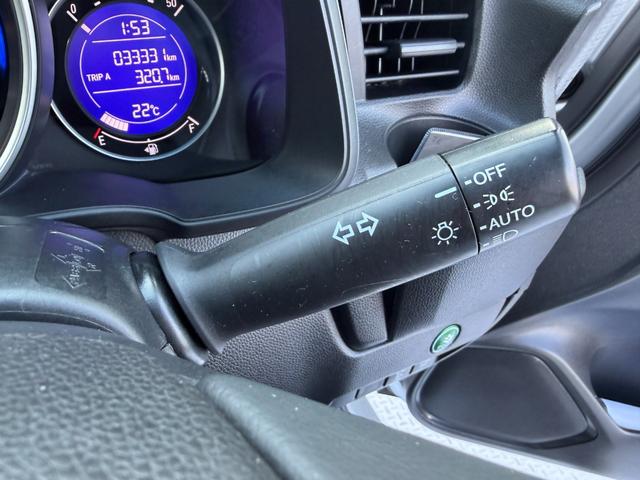 フィット 15XL ワンオーナー・あんしんパッケージ・ドラレコ・純ナビTV・Bluetooth・インターナビ・ETC・スマートキー・LED ドライブレコーダー LEDヘッド 1セグTV オートエアコン DVD ABS(41枚目)