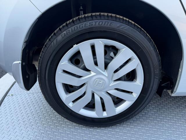 フィット 15XL ワンオーナー・あんしんパッケージ・ドラレコ・純ナビTV・Bluetooth・インターナビ・ETC・スマートキー・LED ドライブレコーダー LEDヘッド 1セグTV オートエアコン DVD ABS(60枚目)