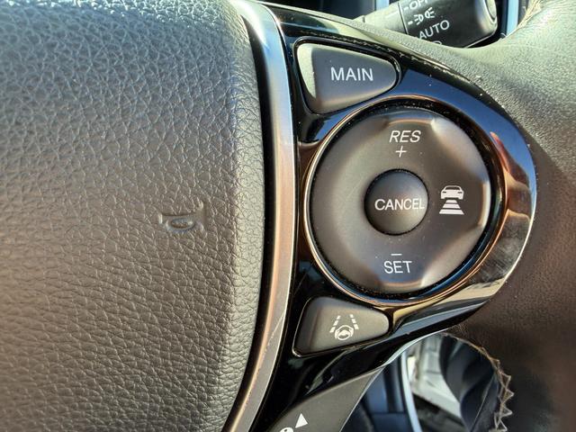 オデッセイハイブリッド ハイブリッドアブソルート・ホンダセンシングEXパック ワンオーナー・純ナビTV・Bluetooth・インターナビ・マルチビューカメラ・ETC・電動シート・オットマン・LED・AW 360°カメラ 両側自動スライドドア 盗難防止 キーレス サイドエアバッグ(44枚目)