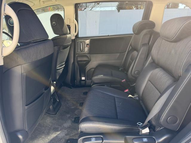 オデッセイハイブリッド ハイブリッドアブソルート・ホンダセンシングEXパック ワンオーナー・純ナビTV・Bluetooth・インターナビ・マルチビューカメラ・ETC・電動シート・オットマン・LED・AW 360°カメラ 両側自動スライドドア 盗難防止 キーレス サイドエアバッグ(61枚目)