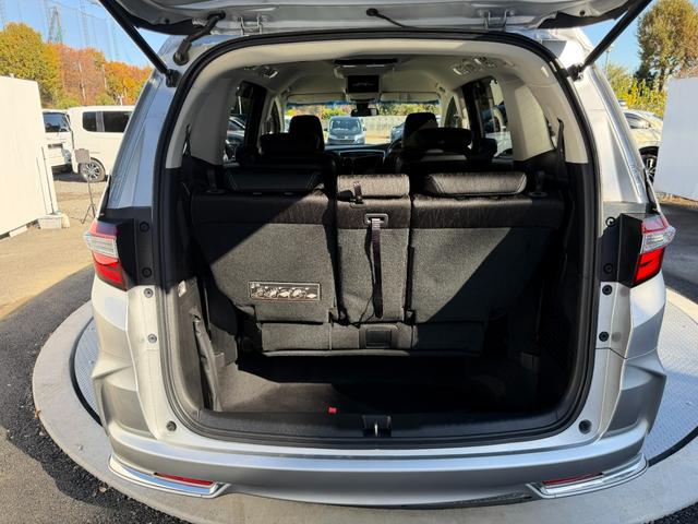 オデッセイハイブリッド ハイブリッドアブソルート・ホンダセンシングEXパック ワンオーナー・純ナビTV・Bluetooth・インターナビ・マルチビューカメラ・ETC・電動シート・オットマン・LED・AW 360°カメラ 両側自動スライドドア 盗難防止 キーレス サイドエアバッグ(64枚目)