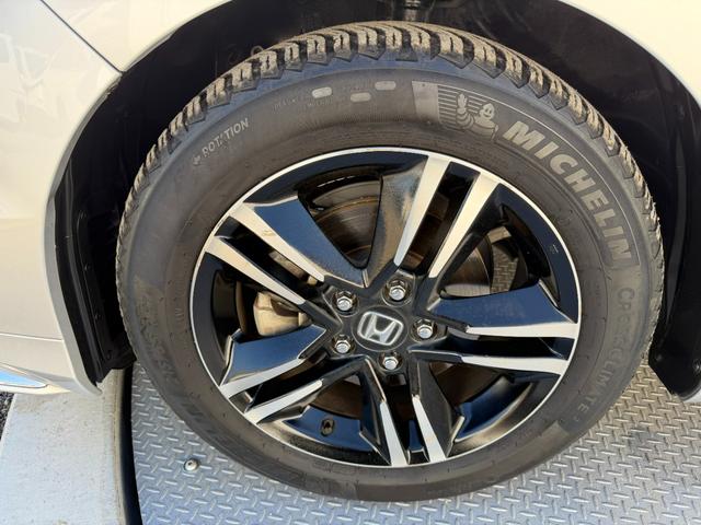 オデッセイハイブリッド ハイブリッドアブソルート・ホンダセンシングEXパック ワンオーナー・純ナビTV・Bluetooth・インターナビ・マルチビューカメラ・ETC・電動シート・オットマン・LED・AW 360°カメラ 両側自動スライドドア 盗難防止 キーレス サイドエアバッグ(71枚目)