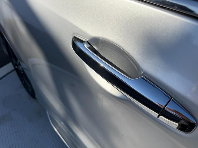 オデッセイハイブリッド ハイブリッドアブソルート・ホンダセンシングEXパック ワンオーナー・純ナビTV・Bluetooth・インターナビ・マルチビューカメラ・ETC・電動シート・オットマン・LED・AW 360°カメラ 両側自動スライドドア 盗難防止 キーレス サイドエアバッグ(75枚目)