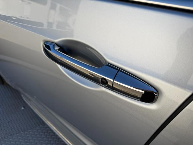 オデッセイハイブリッド ハイブリッドアブソルート・ホンダセンシングEXパック ワンオーナー・純ナビTV・Bluetooth・インターナビ・マルチビューカメラ・ETC・電動シート・オットマン・LED・AW 360°カメラ 両側自動スライドドア 盗難防止 キーレス サイドエアバッグ(77枚目)