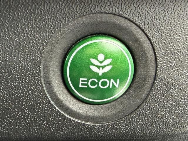 ステップワゴンスパーダ スパーダ・クールスピリットホンダセンシング　禁煙・ワンオーナー・ドラレコ・９インチ純ナビＴＶ・ルーフモニター・Ｂｌｕｅｔｏｏｔｈ・インターナビ・Ｒカメラ・ＥＴＣ・両パワスラ・スマートキー・シートヒーター・ＡＷ　サイドエアバック　バックモニタ（50枚目）