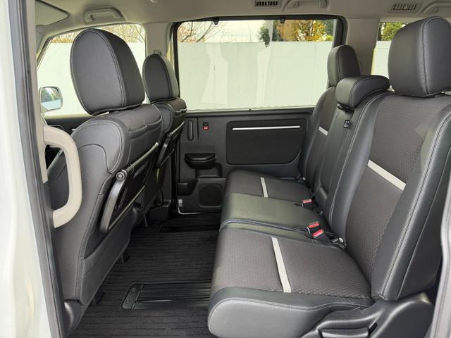 ステップワゴンスパーダ スパーダ・クールスピリットホンダセンシング　禁煙・ワンオーナー・ドラレコ・９インチ純ナビＴＶ・ルーフモニター・Ｂｌｕｅｔｏｏｔｈ・インターナビ・Ｒカメラ・ＥＴＣ・両パワスラ・スマートキー・シートヒーター・ＡＷ　サイドエアバック　バックモニタ（64枚目）