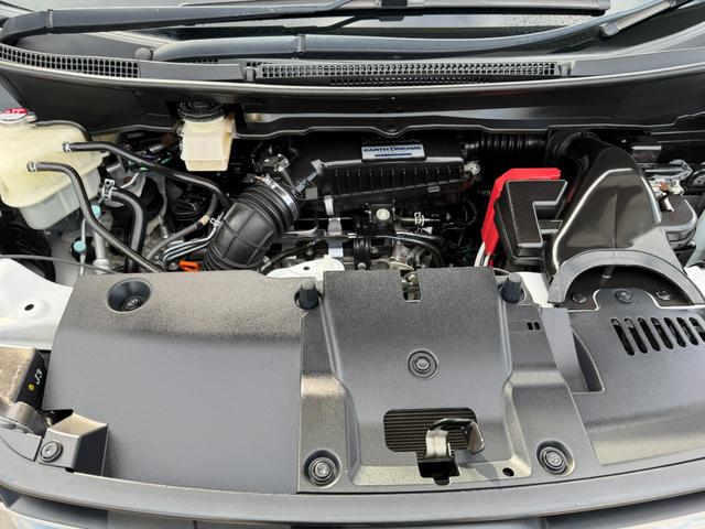 ステップワゴンスパーダ スパーダ・クールスピリットホンダセンシング　禁煙・ワンオーナー・ドラレコ・９インチ純ナビＴＶ・ルーフモニター・Ｂｌｕｅｔｏｏｔｈ・インターナビ・Ｒカメラ・ＥＴＣ・両パワスラ・スマートキー・シートヒーター・ＡＷ　サイドエアバック　バックモニタ（69枚目）