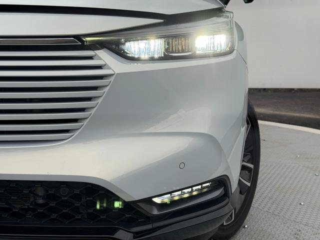 ヴェゼル e:HEVZ ワンオーナー・ドラレコ・障害物センサー・純ナビTV・Bluetooth・ホンダコネクト・マルチビューカメラ・ETC・AW 衝突回避支援ブレーキ機能 パノラミックビューモニター 1オナ スマキ Dレコ(30枚目)