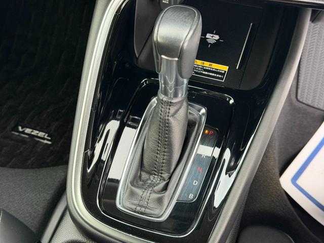 ヴェゼル e:HEVZ ワンオーナー・ドラレコ・障害物センサー・純ナビTV・Bluetooth・ホンダコネクト・マルチビューカメラ・ETC・AW 衝突回避支援ブレーキ機能 パノラミックビューモニター 1オナ スマキ Dレコ(46枚目)