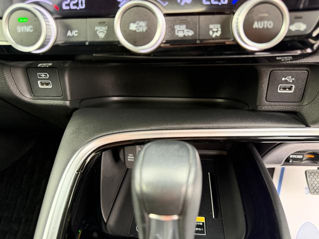 ヴェゼル e:HEVZ ワンオーナー・ドラレコ・障害物センサー・純ナビTV・Bluetooth・ホンダコネクト・マルチビューカメラ・ETC・AW 衝突回避支援ブレーキ機能 パノラミックビューモニター 1オナ スマキ Dレコ(50枚目)