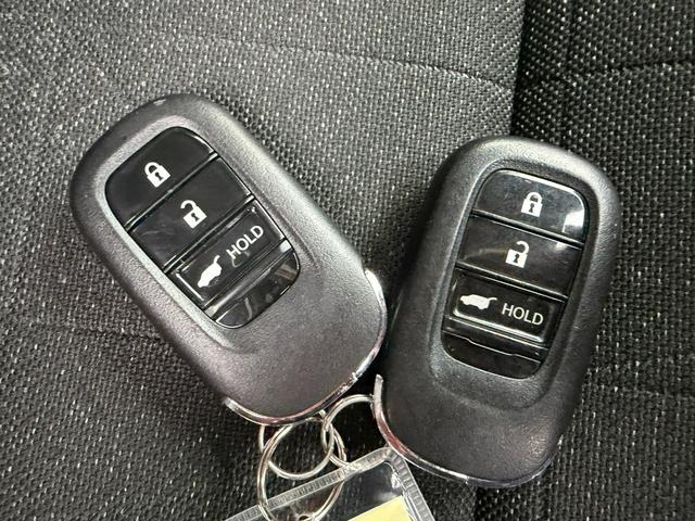 ヴェゼル e:HEVZ ワンオーナー・ドラレコ・障害物センサー・純ナビTV・Bluetooth・ホンダコネクト・マルチビューカメラ・ETC・AW 衝突回避支援ブレーキ機能 パノラミックビューモニター 1オナ スマキ Dレコ(55枚目)