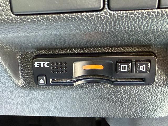 フリードハイブリッド ハイブリッド・Gホンダセンシング ワンオーナー・ドラレコ・9インチ・純ナビTV・Bluetooth・インターナビ・ルーフモニター・両パワスラ・スマートキー・LED 軽減ブレーキ キーフリーシステム 1オ-ナ- 記録簿 DVD再生可能(57枚目)