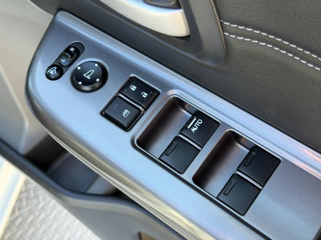 フリードハイブリッド ハイブリッド・Gホンダセンシング ワンオーナー・ドラレコ・9インチ・純ナビTV・Bluetooth・インターナビ・ルーフモニター・両パワスラ・スマートキー・LED 軽減ブレーキ キーフリーシステム 1オ-ナ- 記録簿 DVD再生可能(58枚目)