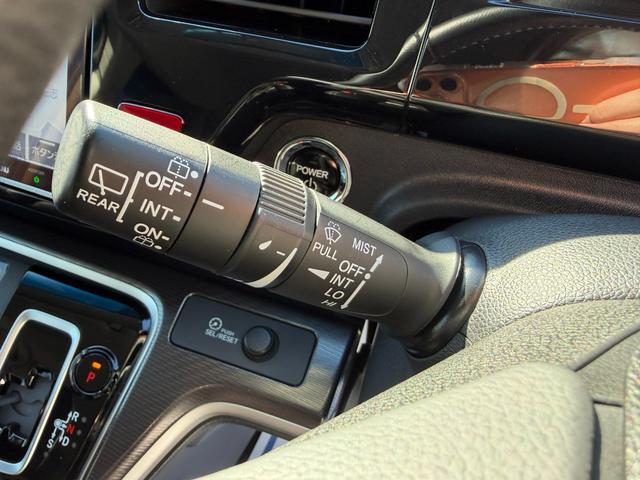 ステップワゴンスパーダ e:HEVスパーダG・EXホンダセンシング ワンオーナー・ドラレコ・9インチ純ナビTV・Bluetooth・インターナビ・Rカメラ・ETC・両パワスラ・シートヒーター・AW エアバック 地デジ クルコン サイドエアバッグ シ-トヒ-タ- ABS(41枚目)
