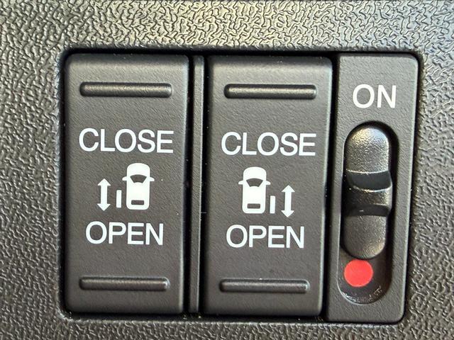 ステップワゴンスパーダ e:HEVスパーダG・EXホンダセンシング ワンオーナー・ドラレコ・9インチ純ナビTV・Bluetooth・インターナビ・Rカメラ・ETC・両パワスラ・シートヒーター・AW エアバック 地デジ クルコン サイドエアバッグ シ-トヒ-タ- ABS(53枚目)