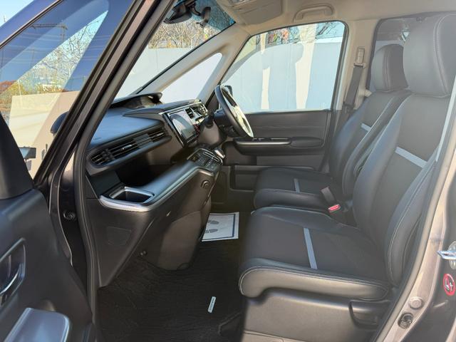 ステップワゴンスパーダ e:HEVスパーダG・EXホンダセンシング ワンオーナー・ドラレコ・9インチ純ナビTV・Bluetooth・インターナビ・Rカメラ・ETC・両パワスラ・シートヒーター・AW エアバック 地デジ クルコン サイドエアバッグ シ-トヒ-タ- ABS(60枚目)