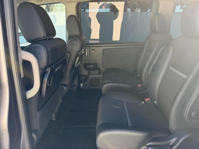 ステップワゴンスパーダ e:HEVスパーダG・EXホンダセンシング ワンオーナー・ドラレコ・9インチ純ナビTV・Bluetooth・インターナビ・Rカメラ・ETC・両パワスラ・シートヒーター・AW エアバック 地デジ クルコン サイドエアバッグ シ-トヒ-タ- ABS(61枚目)