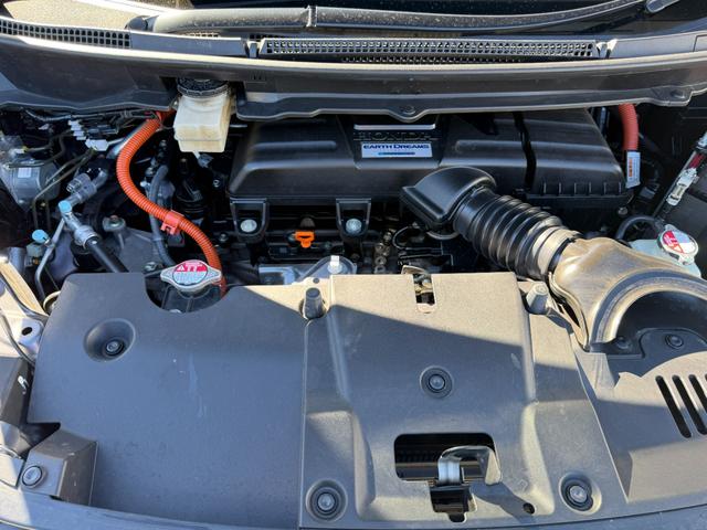 ステップワゴンスパーダ e:HEVスパーダG・EXホンダセンシング ワンオーナー・ドラレコ・9インチ純ナビTV・Bluetooth・インターナビ・Rカメラ・ETC・両パワスラ・シートヒーター・AW エアバック 地デジ クルコン サイドエアバッグ シ-トヒ-タ- ABS(66枚目)