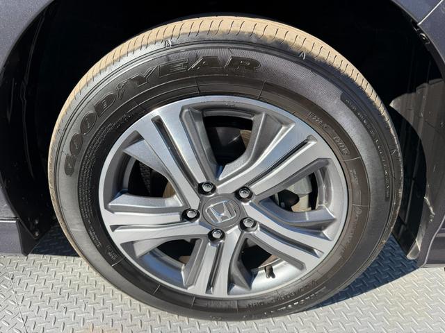 ステップワゴンスパーダ e:HEVスパーダG・EXホンダセンシング ワンオーナー・ドラレコ・9インチ純ナビTV・Bluetooth・インターナビ・Rカメラ・ETC・両パワスラ・シートヒーター・AW エアバック 地デジ クルコン サイドエアバッグ シ-トヒ-タ- ABS(68枚目)