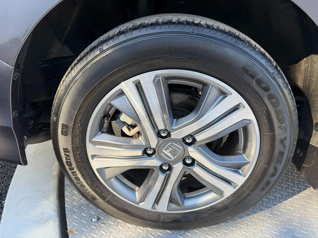 ステップワゴンスパーダ e:HEVスパーダG・EXホンダセンシング ワンオーナー・ドラレコ・9インチ純ナビTV・Bluetooth・インターナビ・Rカメラ・ETC・両パワスラ・シートヒーター・AW エアバック 地デジ クルコン サイドエアバッグ シ-トヒ-タ- ABS(69枚目)