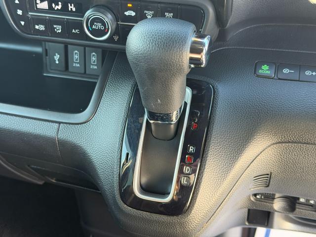 N-BOXカスタム G・Lホンダセンシング 禁煙・ワンオーナー・8インチ純ナビTV・Bluetooth・インターナビ・Rカメラ・ETC・シートヒーター・左パワスラ・スマートキー・AW 地デジTV 整備記録簿 助手席エアバッグ キーレス シートH(45枚目)