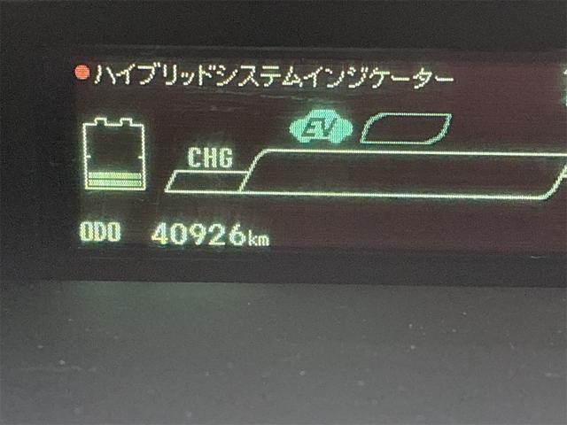 プリウス Ｓ　純正ＳＤナビ・ＣＤ・ＤＶＤ・Ｂｌｕｅｔｏｏｔｈ・フルセグ・バックカメラ・プッシュスタート・スマートキー・オートライト・ステアリングリモコン・ＥＴＣ・ドライブレコーダー（28枚目）