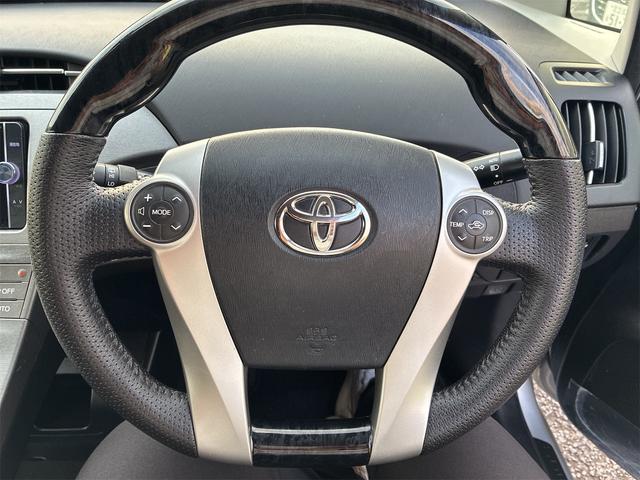 プリウス Ｓ　純正ＳＤナビ・ＣＤ・ＤＶＤ・Ｂｌｕｅｔｏｏｔｈ・フルセグ・バックカメラ・プッシュスタート・スマートキー・オートライト・ステアリングリモコン・ＥＴＣ・ドライブレコーダー（31枚目）