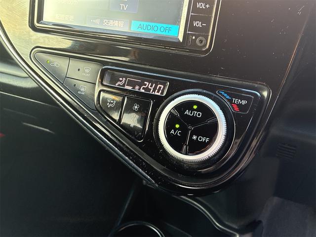 アクア Sスタイルブラック 純正SDナビ・フルセグ・CD・バックカメラ・プッシュスタート・スマートキー・Bluetooth・シートヒーター・アラウンドビューモニター・オートハイビーム・電動格納ミラー・トヨタセーフティセンス(34枚目)