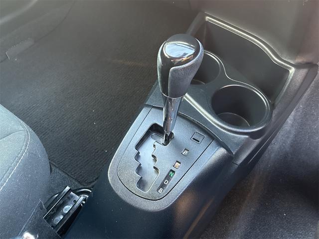 アクア Sスタイルブラック 純正SDナビ・フルセグ・CD・バックカメラ・プッシュスタート・スマートキー・Bluetooth・シートヒーター・アラウンドビューモニター・オートハイビーム・電動格納ミラー・トヨタセーフティセンス(36枚目)