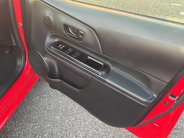 アクア Sスタイルブラック 純正SDナビ・フルセグ・CD・バックカメラ・プッシュスタート・スマートキー・Bluetooth・シートヒーター・アラウンドビューモニター・オートハイビーム・電動格納ミラー・トヨタセーフティセンス(44枚目)