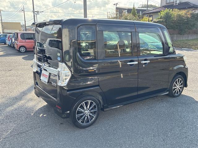タント カスタムＸ　トップエディションＳＡ　純正ＳＤナビ・フルセグ・ＣＤ／ＤＶＤ・Ｂｌｕｅｔｏｏｔｈ・バックカメラ・ステアリングリモコン・片側電動スライドドア・フリップダウンモニター・スマートキー・プッシュスタート・衝突軽減ブレーキ（7枚目）