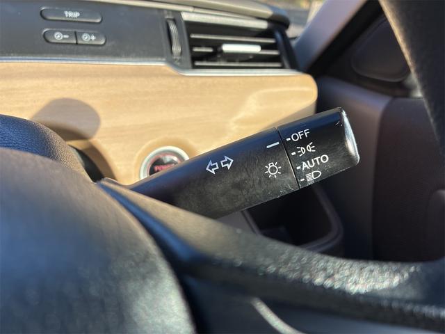 フリードハイブリッド ハイブリッド・Ｇホンダセンシング　純正ナビ　フルセグＴＶ　Ｂｌｕｅｔｏｏｔｈ　ＣＤ　ＤＶＤ再生可　ＥＴＣ　バックカメラ　ＨＤＭＩ　衝突軽減ブレーキ　両側電動スライドドア　ＬＥＤヘッドライト　ドライブレコーダー　ステアリングスイッチ（34枚目）