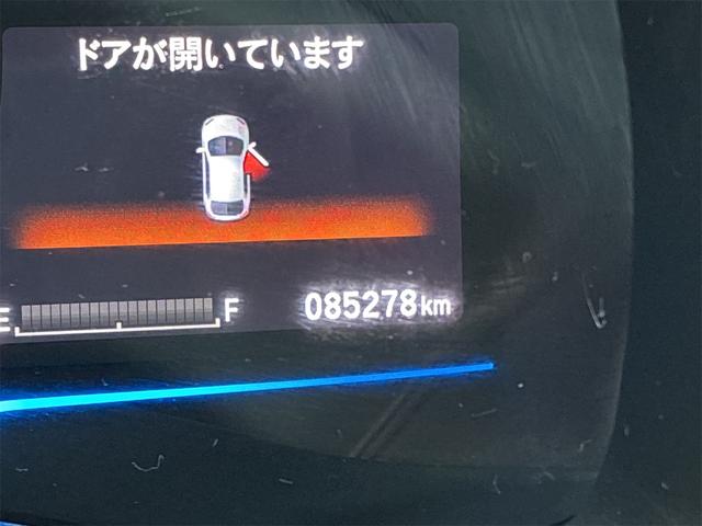 シャトル ハイブリッドＸ　純正メモリーナビ・フルセグ・Ｂｌｕｅｔｏｏｔｈ・ＣＤ・プッシュスタート・スマートキー・バックカメラ・クルーズコントロール・オートライトＥＴＣ・パドルシフト・衝突軽減ブレーキ・オートライト（30枚目）