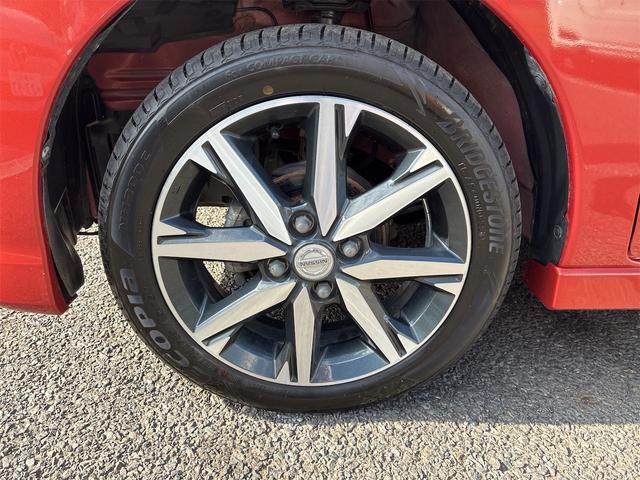 デイズルークス ハイウェイスター X Gパッケージ 純正SDナビ・フルセグ・ETC・Bluetooth・プッシュスタート・両側電動スライドドア・アイドリングストップ・アラウンドビューモニター・エマージェンシーブレーキ・ドライブレコーダー(13枚目)