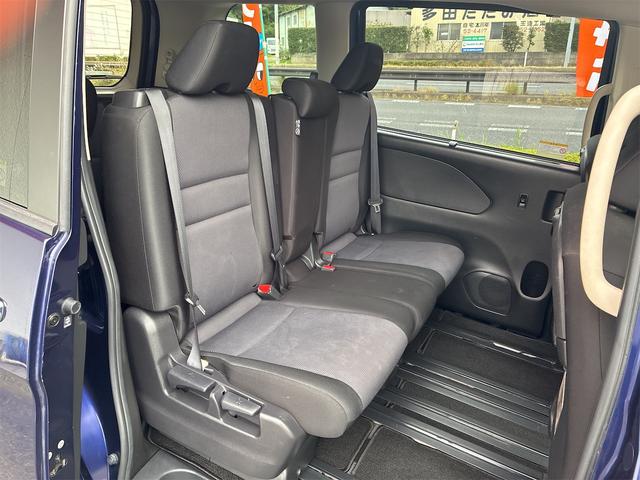 セレナ Ｓ　社外メモリーナビ・ＤＶＤ・Ｂｌｕｅｔｏｏｔｈ・ＥＴＣ・アラウンドビューモニター・クルーズコントロール・左電動スライドドア・プッシュスタート・スマートキー・エマージェンシーブレーキ（18枚目）