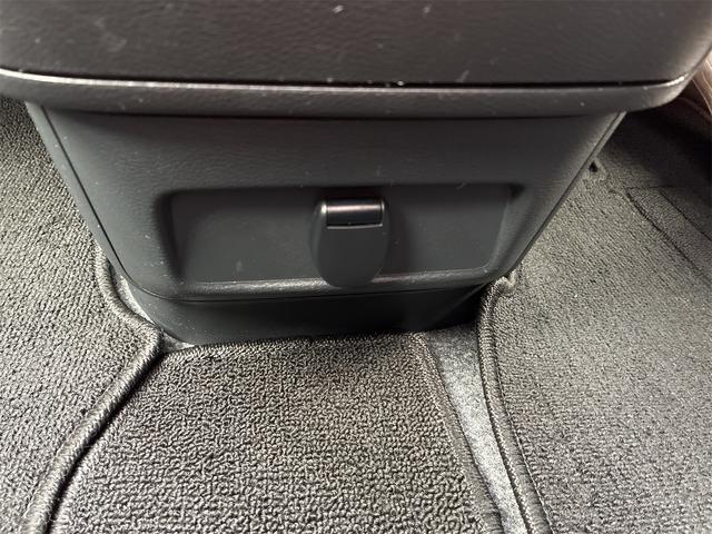 セレナ Ｓ　社外メモリーナビ・ＤＶＤ・Ｂｌｕｅｔｏｏｔｈ・ＥＴＣ・アラウンドビューモニター・クルーズコントロール・左電動スライドドア・プッシュスタート・スマートキー・エマージェンシーブレーキ（45枚目）