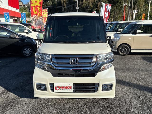 N-BOXカスタム G・ターボLパッケージ 純正SDナビ・ワンセグ・CD・Bluetooth・バックカメラ・ETC・スマートキー・プッシュスタート・衝突被害軽減ブレーキ・ドライブレコーダー・ETC・クルーズコントロール・アイドリングストップ(4枚目)