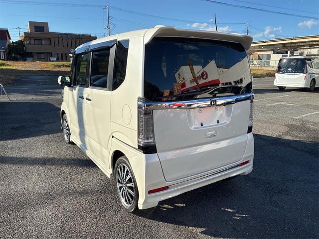 N-BOXカスタム G・ターボLパッケージ 純正SDナビ・ワンセグ・CD・Bluetooth・バックカメラ・ETC・スマートキー・プッシュスタート・衝突被害軽減ブレーキ・ドライブレコーダー・ETC・クルーズコントロール・アイドリングストップ(9枚目)
