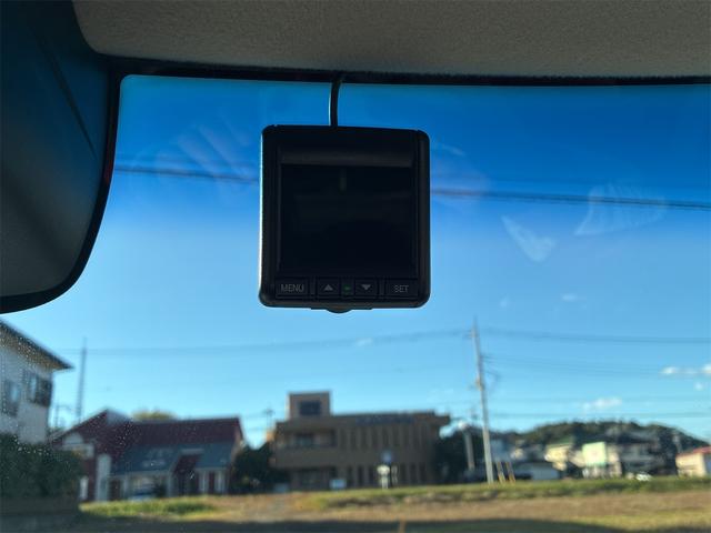 N-BOXカスタム G・ターボLパッケージ 純正SDナビ・ワンセグ・CD・Bluetooth・バックカメラ・ETC・スマートキー・プッシュスタート・衝突被害軽減ブレーキ・ドライブレコーダー・ETC・クルーズコントロール・アイドリングストップ(31枚目)