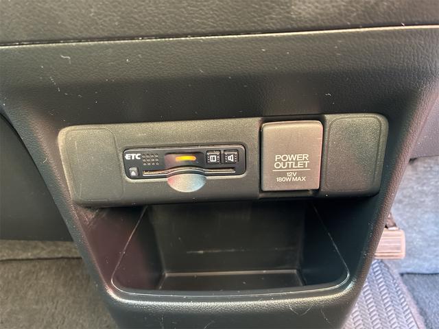 N-BOX G・ターボLパッケージ 純正SDナビ・フルセグ・CD・DVD・Bluetooth・バックカメラ・プッシュスタート・スマートキー・クルーズコントロール・左電動スライドドア・ETC・ドライブレコーダー・衝突被害軽減ブレーキ(26枚目)