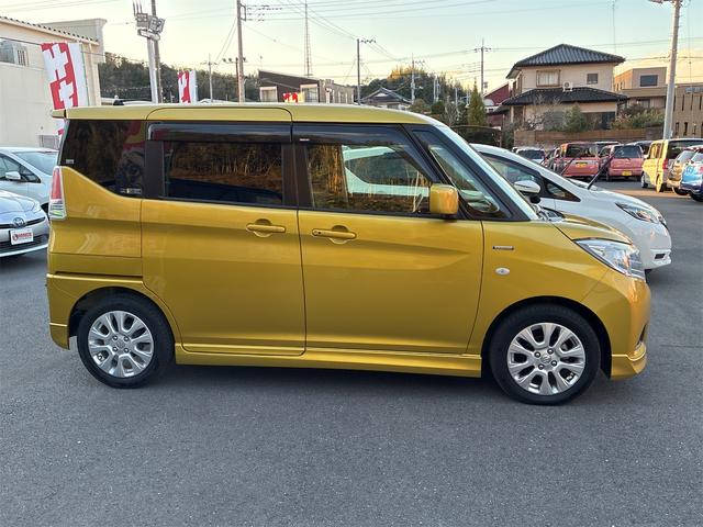 ソリオ ハイブリッドMX メモリーナビ・フルセグ・Cd・DVD・Bluetooth・バックカメラ・アイドリングストップ・ETC・プッシュスタート・スマートキー・左電動スライドドア・ドライブレコーダー・衝突軽減ブレーキ(5枚目)