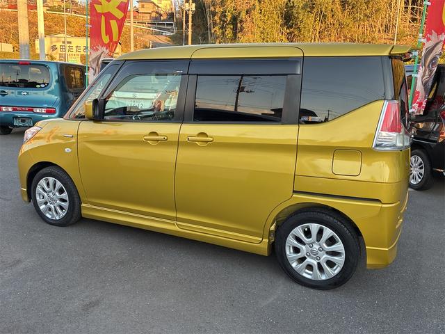 ソリオ ハイブリッドMX メモリーナビ・フルセグ・Cd・DVD・Bluetooth・バックカメラ・アイドリングストップ・ETC・プッシュスタート・スマートキー・左電動スライドドア・ドライブレコーダー・衝突軽減ブレーキ(9枚目)