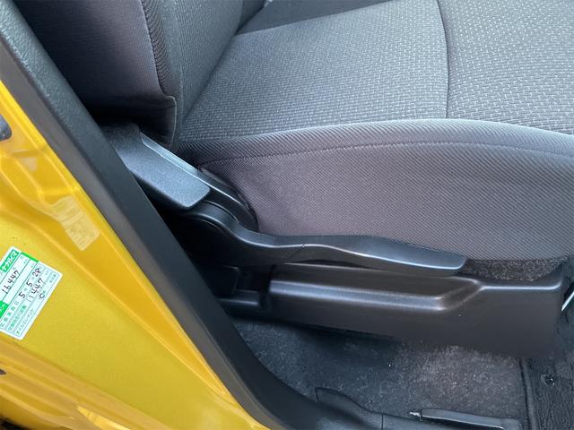 ソリオ ハイブリッドMX メモリーナビ・フルセグ・Cd・DVD・Bluetooth・バックカメラ・アイドリングストップ・ETC・プッシュスタート・スマートキー・左電動スライドドア・ドライブレコーダー・衝突軽減ブレーキ(44枚目)