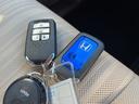 ハイブリッド・Ｇホンダセンシング　純正ナビ　フルセグＴＶ　Ｂｌｕｅｔｏｏｔｈ　ＣＤ　ＤＶＤ再生可　ＥＴＣ　バックカメラ　ＨＤＭＩ　衝突軽減ブレーキ　両側電動スライドドア　ＬＥＤヘッドライト　ドライブレコーダー　ステアリングスイッチ（42枚目）