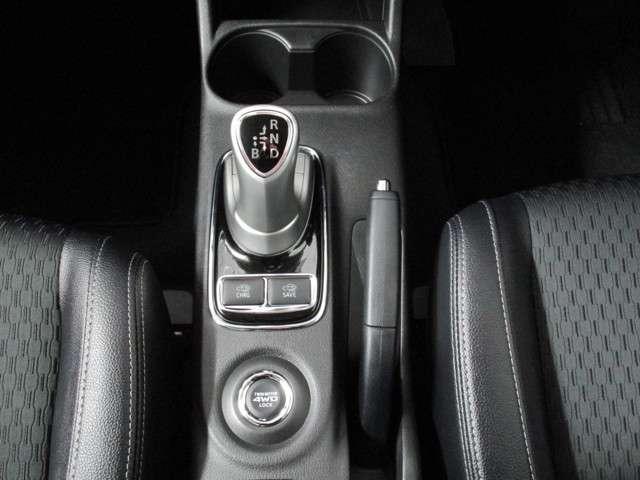 2.0 G ナビパッケージ 4WD(11枚目)