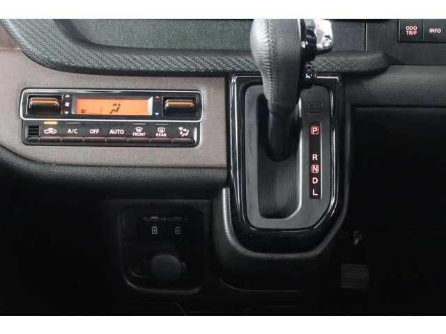 デリカD:2 カスタムハイブリッドMV 全方位カメラパッケージ 10型ナビ+後席モニター ドラレコ ETC(12枚目)