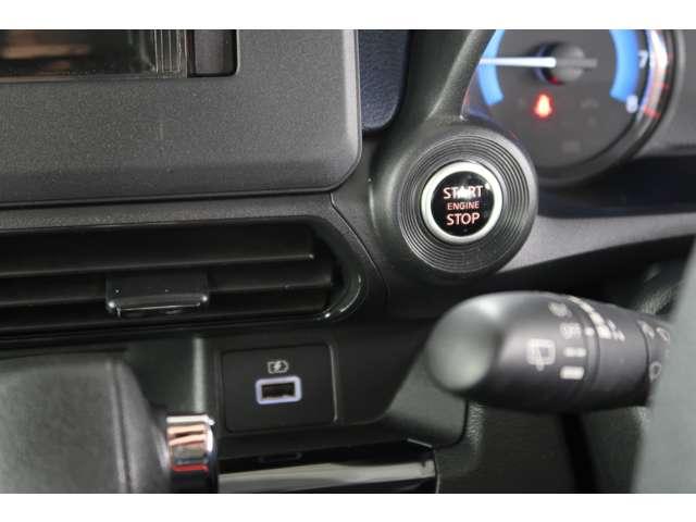 eKクロス G 2WD オーディオ ETC シートヒーター(4枚目)